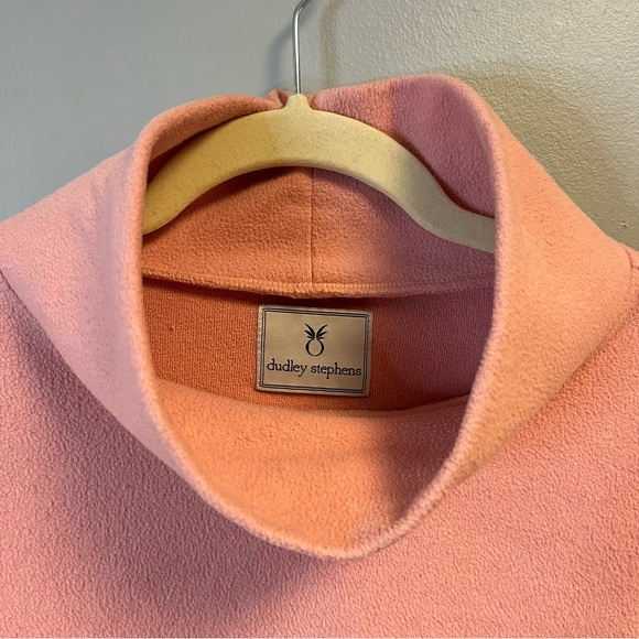 Dudley Stephens Fleece Light Pink Cobble Hill Turtleneck Terry Fleece Sz M EUC - Picture 6 of 15